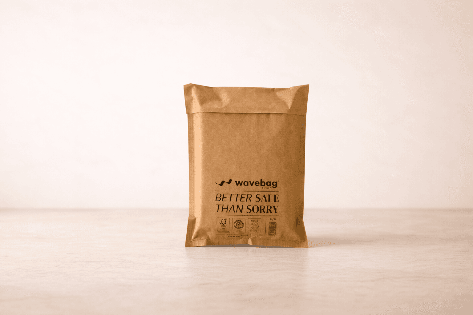 Paper padded envelope (Wavebag print) - Image 1